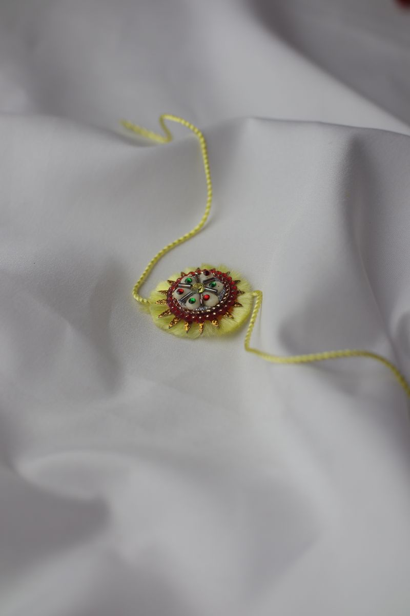 Unveiling the Sacred Thread: Exploring the Significance and Traditions of Raksha Bandhan 2023rakshabandhan,sacredthread,traditions,significance,festival,brother-sisterbond,Hindufestival,rituals,celebration,culturalevent