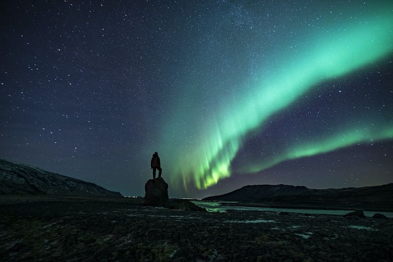 Northern Lights Tonight: An Unveiling of Nature's Spectacular DisplayNorthernLights,Nature,SpectacularDisplay,Astronomy,NightSky,AuroraBorealis