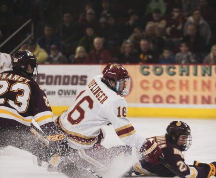 Battle at the Rink: Toronto Maple Leafs vs. Minnesota Wild - A Clash of Powerhousessports,hockey,TorontoMapleLeafs,MinnesotaWild,NHL,powerhouses